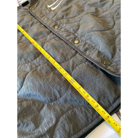 Nike Sportswear Double Swoosh Quilted Jacket Size S - Picture 8 of 9